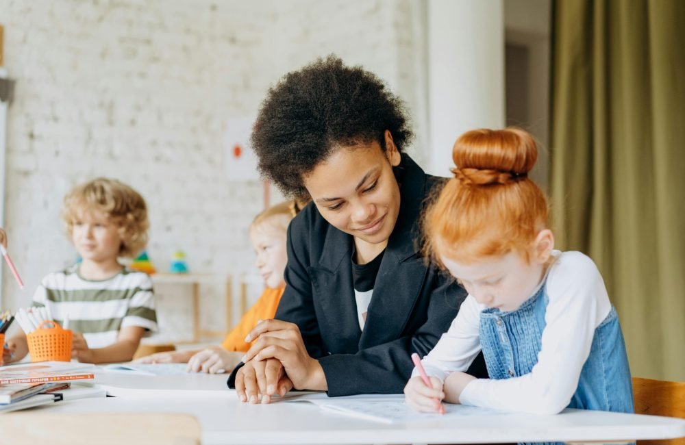 pexels-mikhail-nilov-8923078